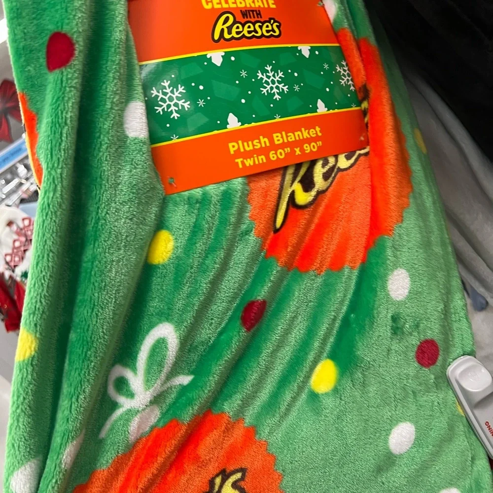 Reese's holiday Plush Blanket